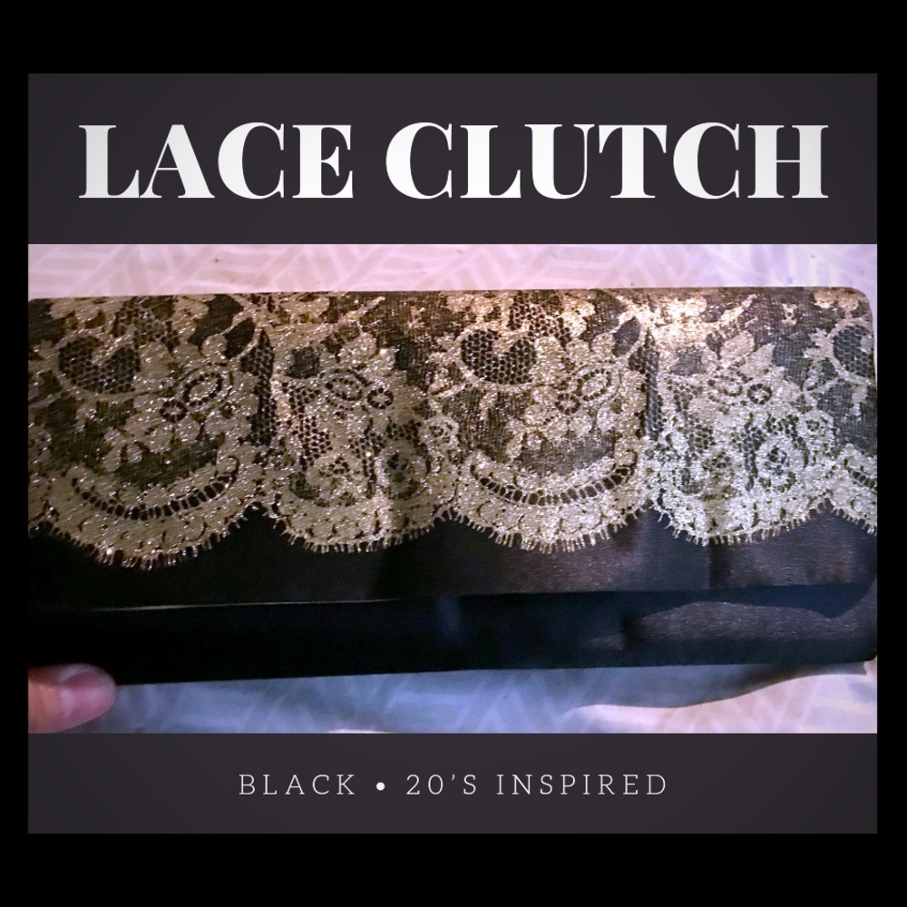 🎉Lace & Satin Clutch